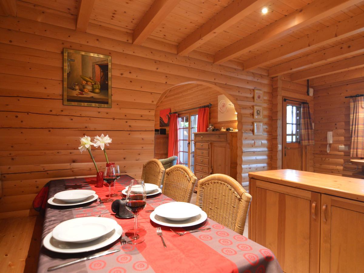 Charming Chalet With Private Garden In Stavelot Hockai Exterior photo